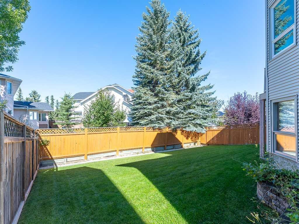 44 Straddock Crescent Sw, Calgary, AB