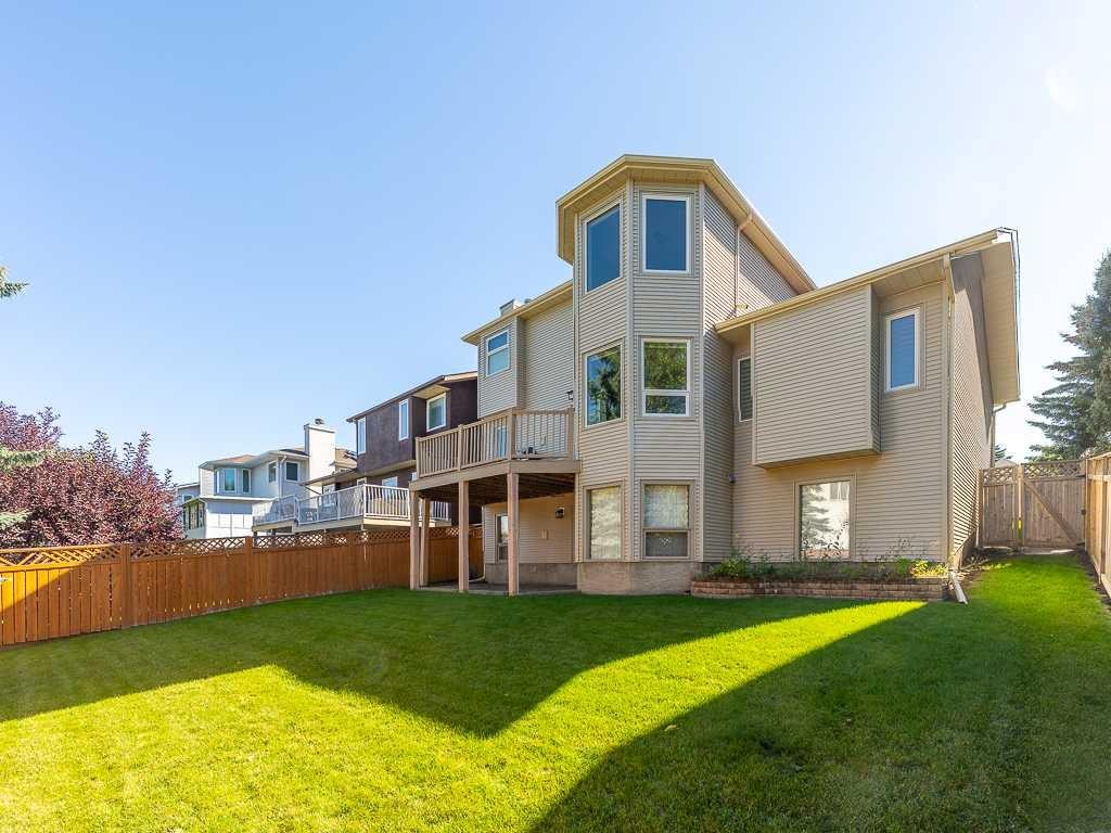 44 Straddock Crescent Sw, Calgary, AB