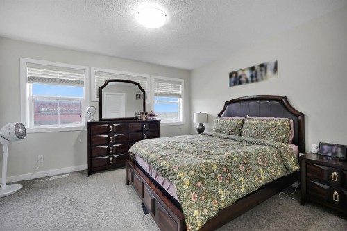 16 Skyview Circle Ne, Calgary, AB 