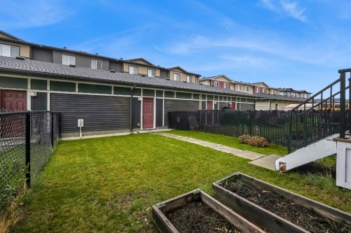 16 Skyview Circle Ne, Calgary, AB 