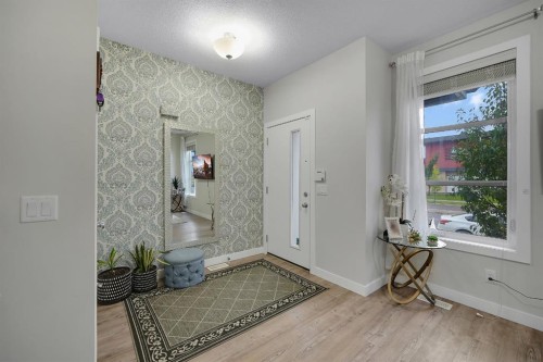 16 Skyview Circle Ne, Calgary, AB 