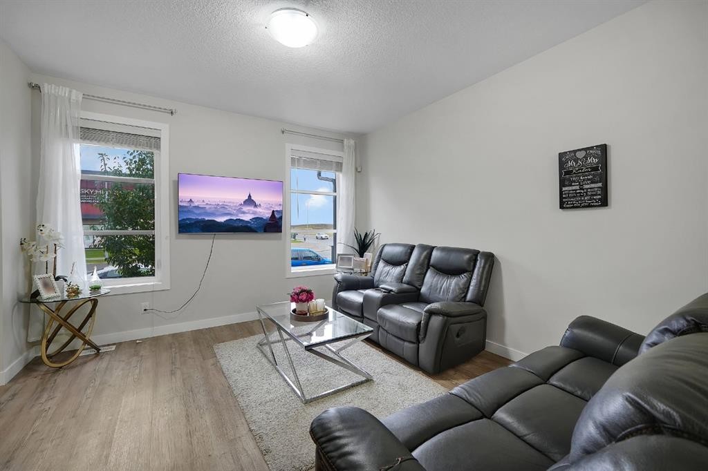 16 Skyview Circle Ne, Calgary, AB