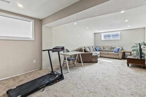 13 Panora View Nw, Calgary, AB 