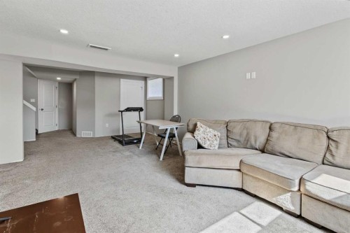 13 Panora View Nw, Calgary, AB 