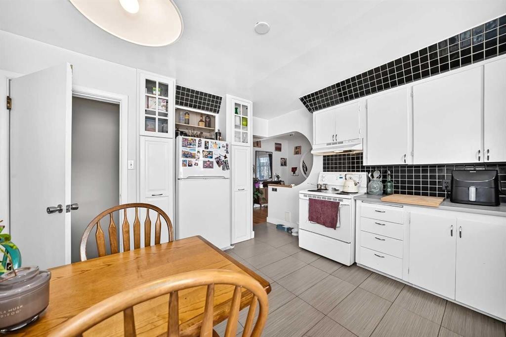 2451 29 Avenue Sw, Calgary, AB
