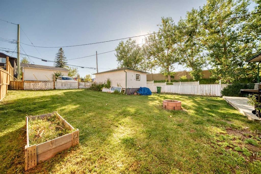 2451 29 Avenue Sw, Calgary, AB