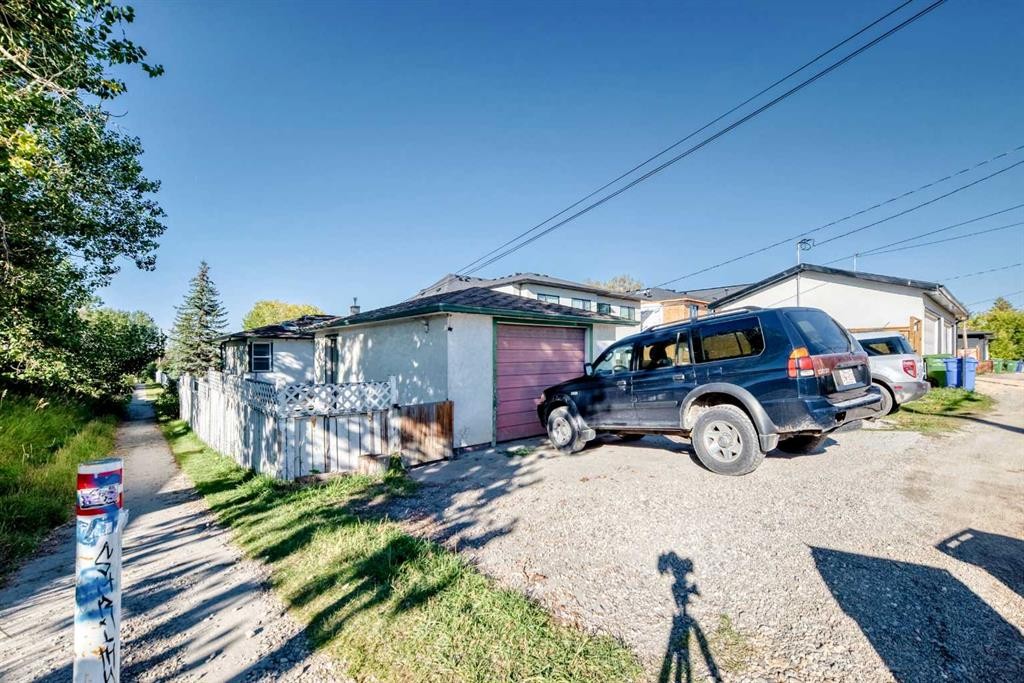 2451 29 Avenue Sw, Calgary, AB