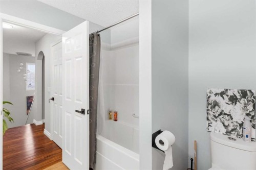 126 Saddlecrest Way Ne, Calgary, AB 