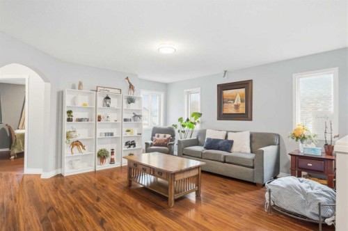 126 Saddlecrest Way Ne, Calgary, AB 