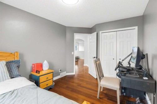 126 Saddlecrest Way Ne, Calgary, AB 
