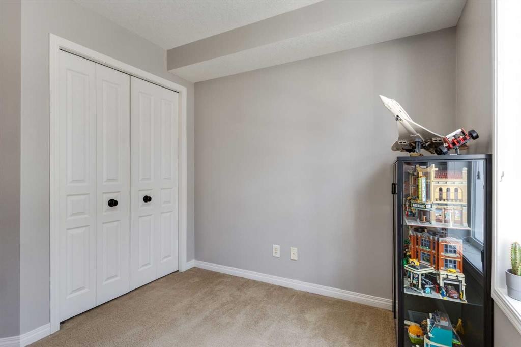 218 Auburn Bay Square Se, Calgary, AB