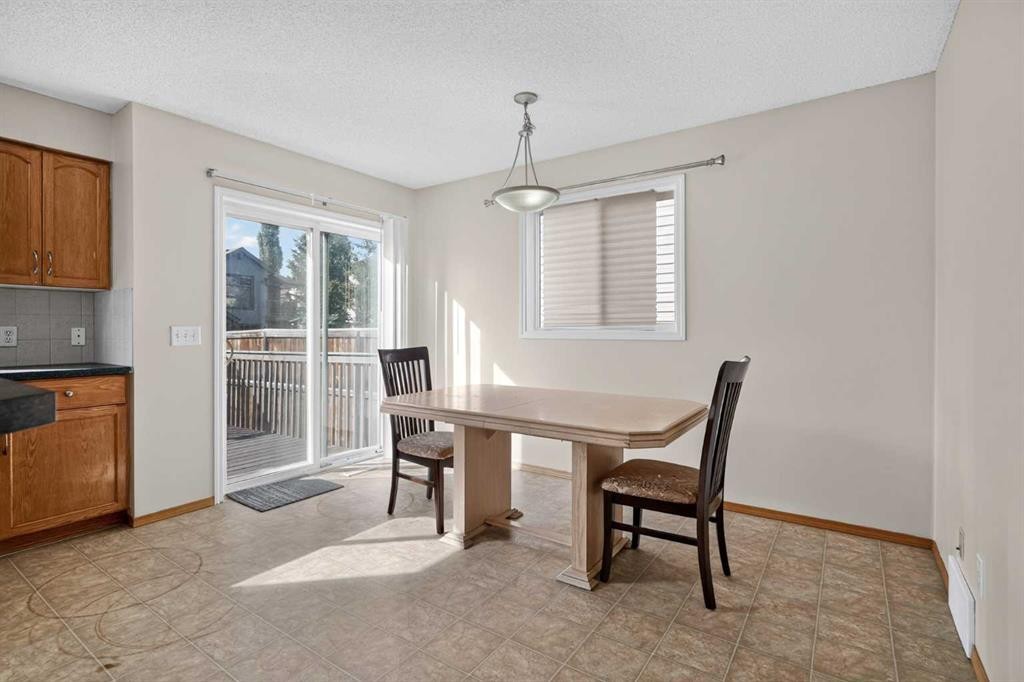 184 Everridge Way Sw, Calgary, AB