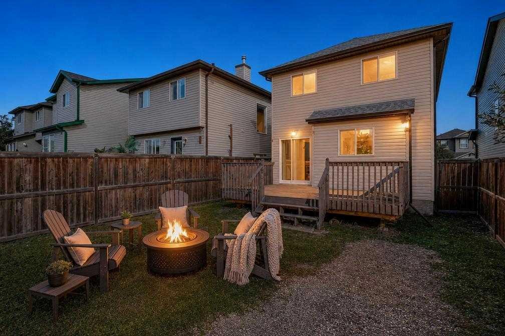184 Everridge Way Sw, Calgary, AB