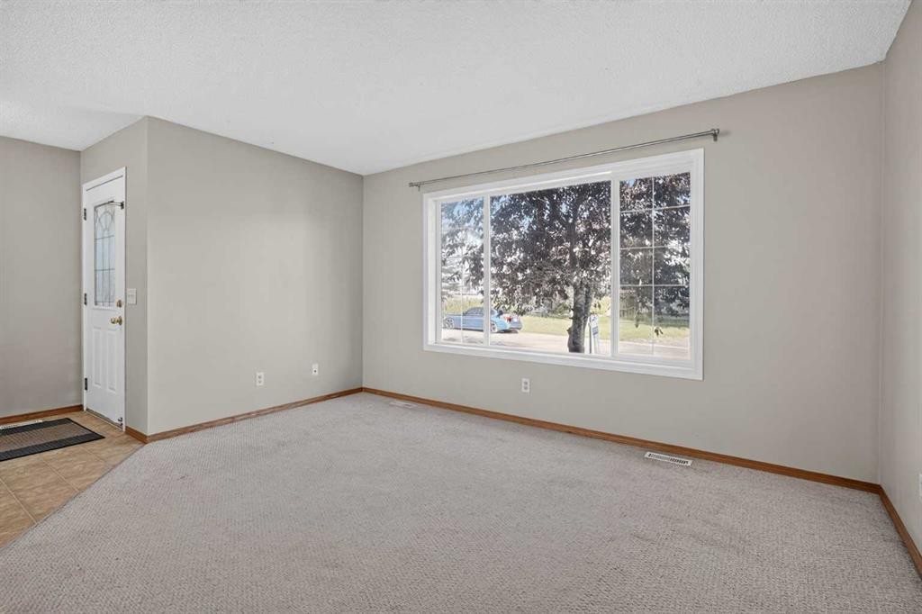 184 Everridge Way Sw, Calgary, AB