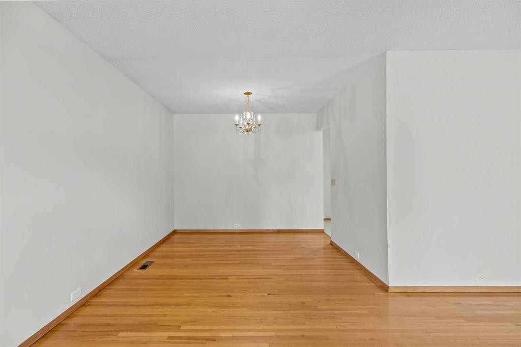 6904 8 Street Nw, Calgary, AB