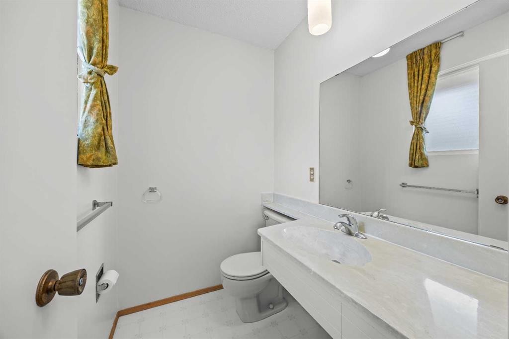 6904 8 Street Nw, Calgary, AB