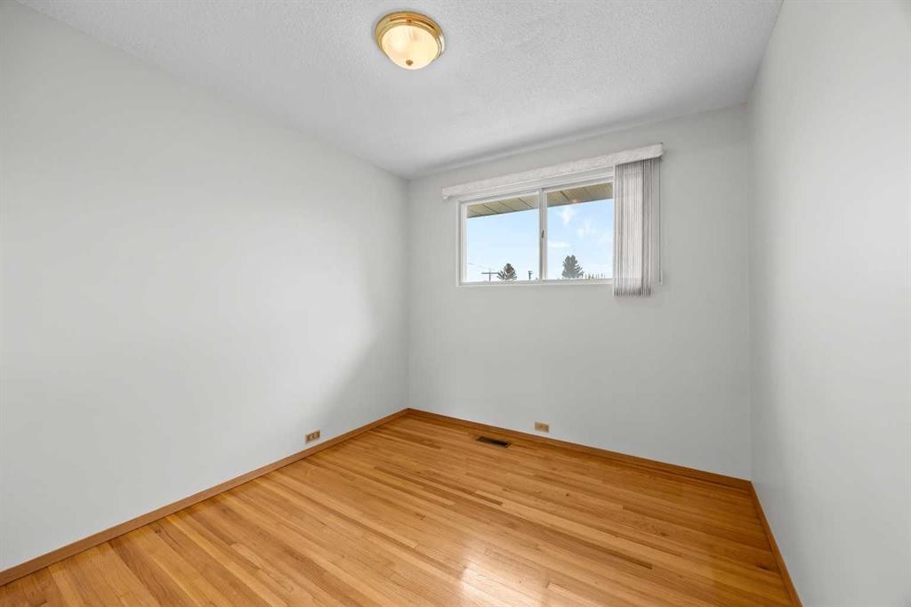 6904 8 Street Nw, Calgary, AB