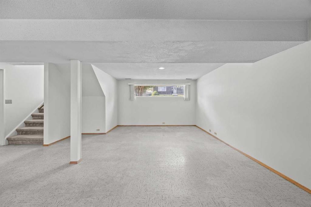 6904 8 Street Nw, Calgary, AB