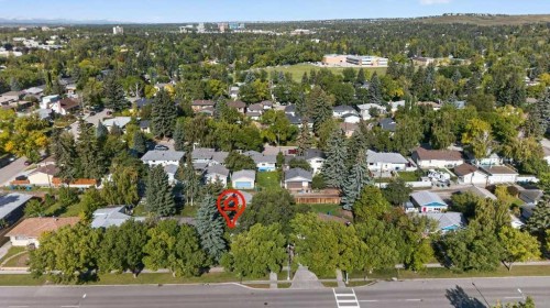 3819 Charleswood Drive Nw, Calgary, AB 