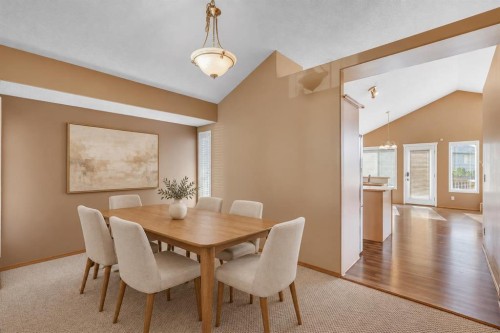 186 Cramond Close Se, Calgary, AB 