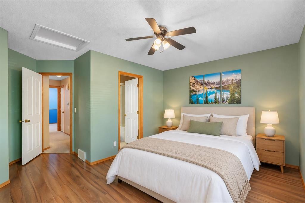 186 Cramond Close Se, Calgary, AB