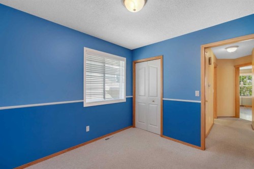 186 Cramond Close Se, Calgary, AB 