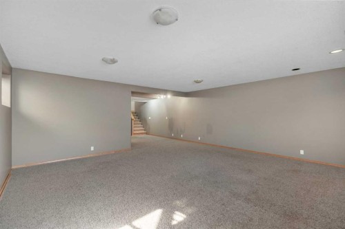 186 Cramond Close Se, Calgary, AB 
