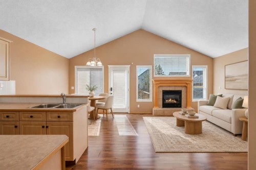 186 Cramond Close Se, Calgary, AB 