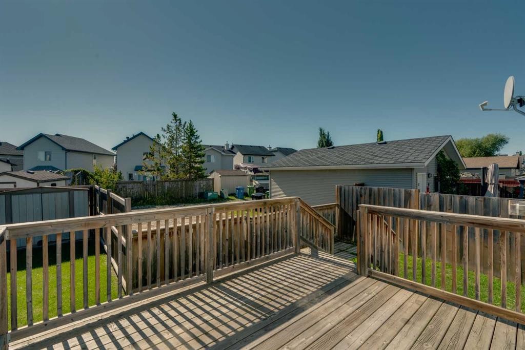 186 Cramond Close Se, Calgary, AB