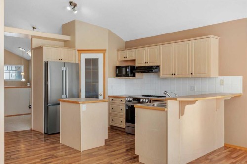 186 Cramond Close Se, Calgary, AB 