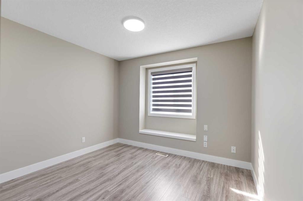 23 Anaheim Circle Ne, Calgary, AB