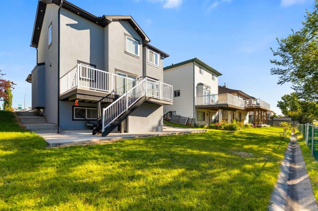 23 Anaheim Circle Ne, Calgary, AB