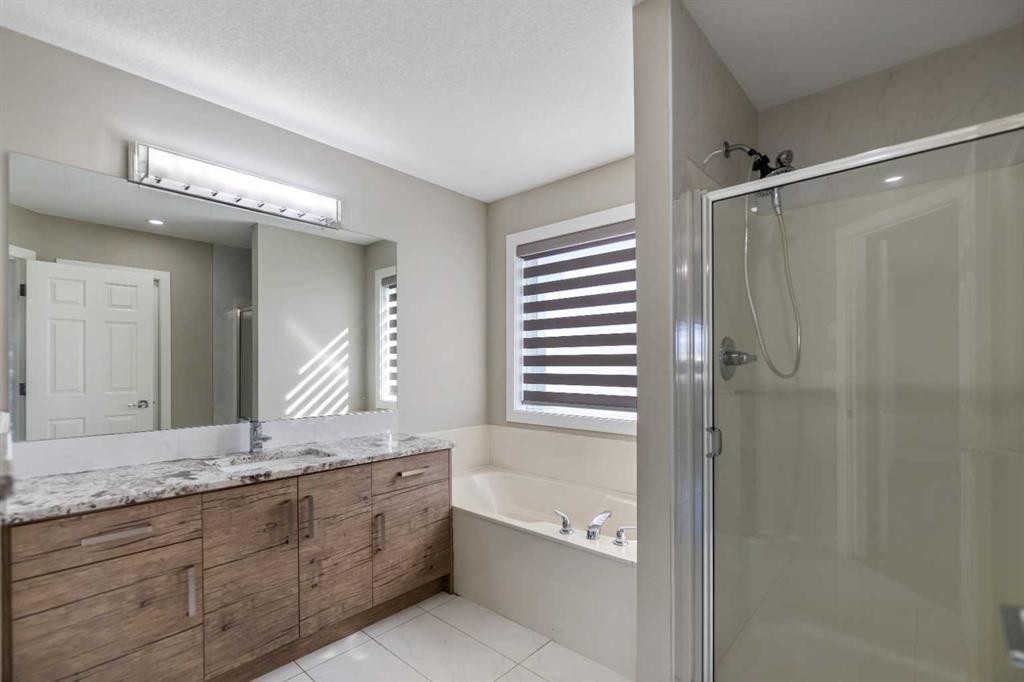 23 Anaheim Circle Ne, Calgary, AB
