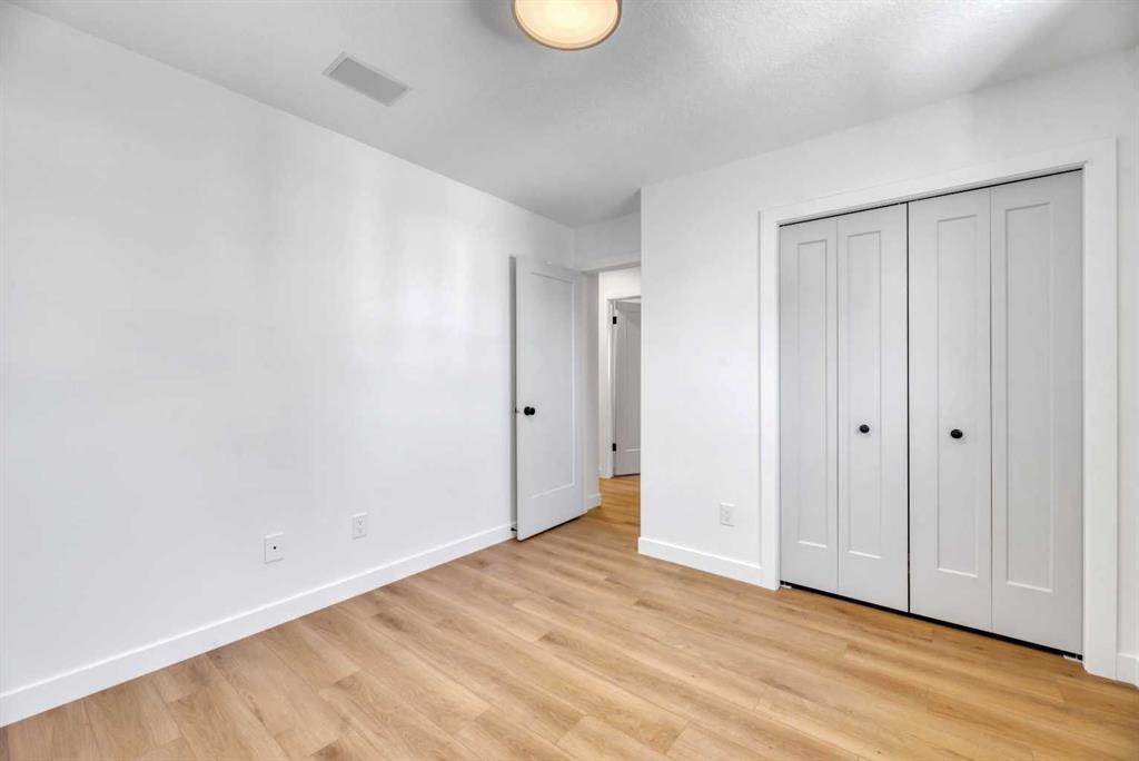 238 Hawktree Bay Nw, Calgary, AB
