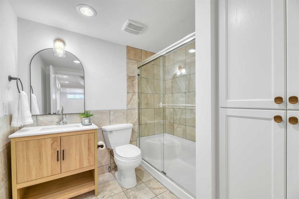 238 Hawktree Bay Nw, Calgary, AB