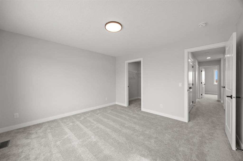 55 Hotchkiss Way Se, Calgary, AB