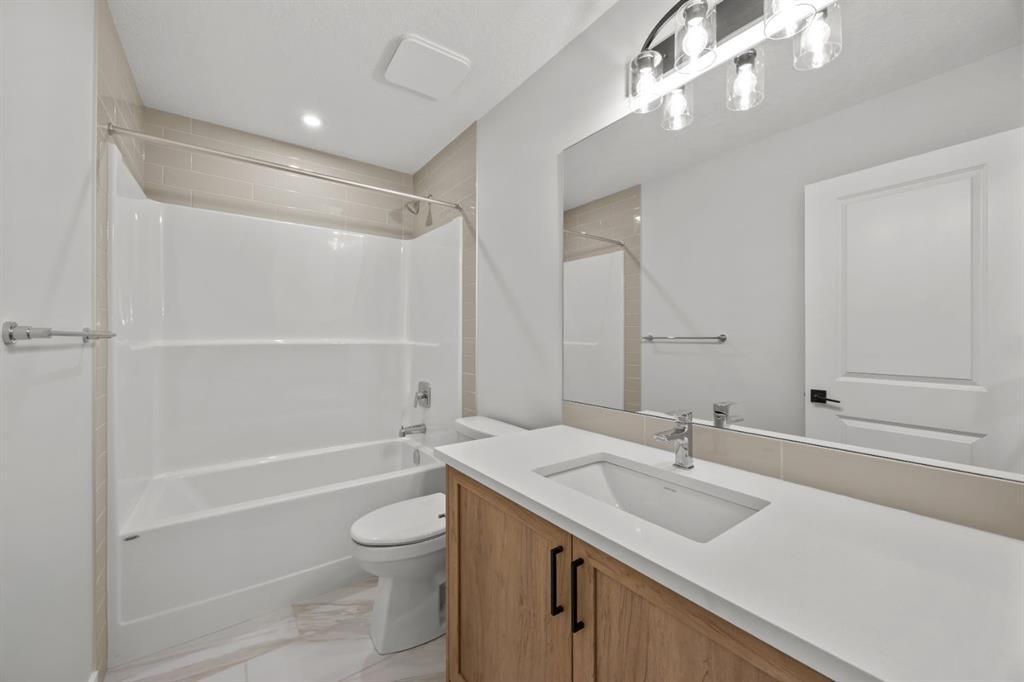 55 Hotchkiss Way Se, Calgary, AB