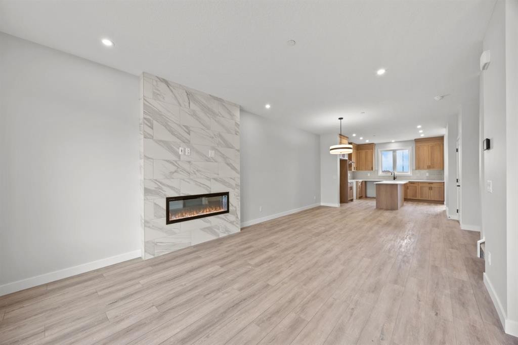 55 Hotchkiss Way Se, Calgary, AB