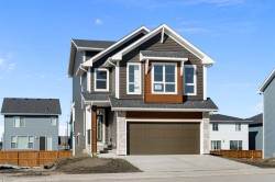 125 Southborough Common Cochrane, AB T4C 2P5