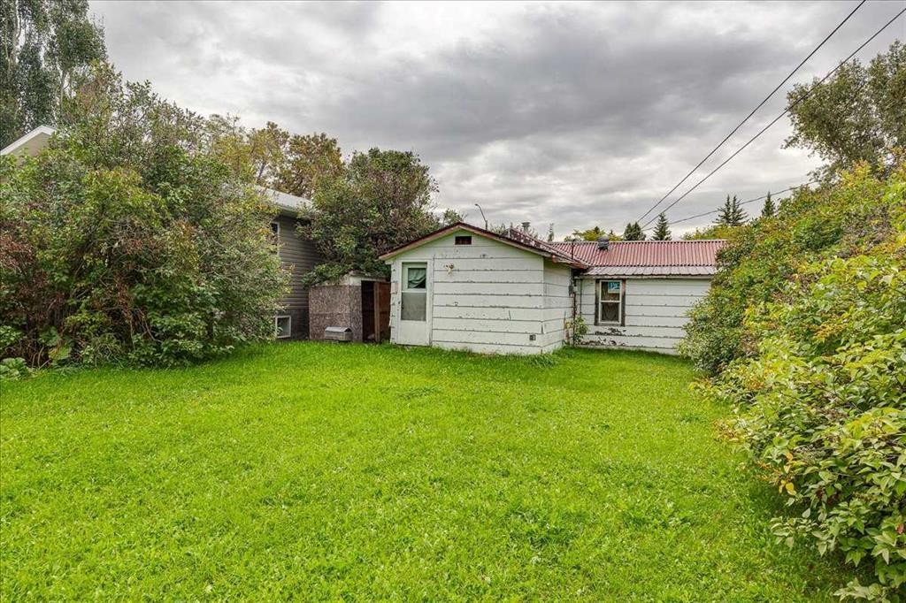 2214 19 Avenue, Bowden, AB