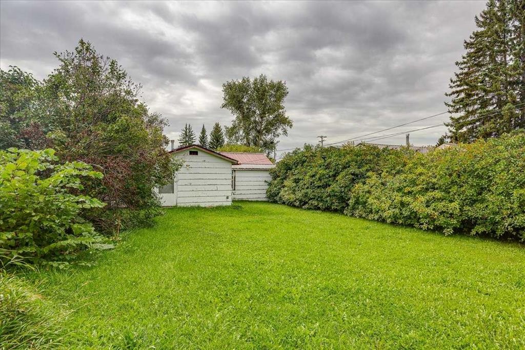 2214 19 Avenue, Bowden, AB