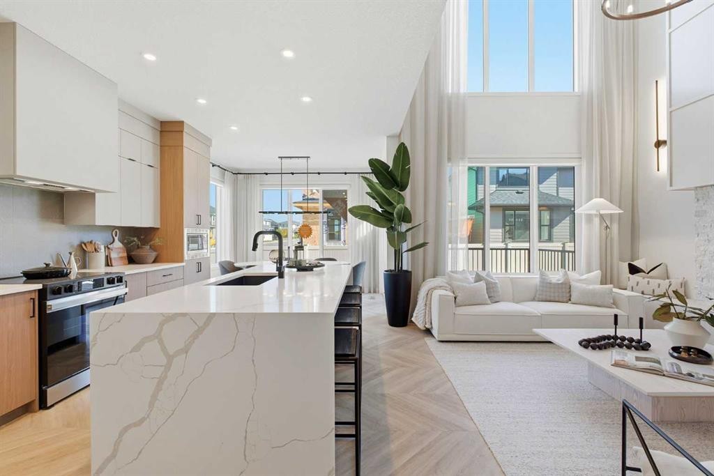 345 West Grove Lane Sw, Calgary, AB