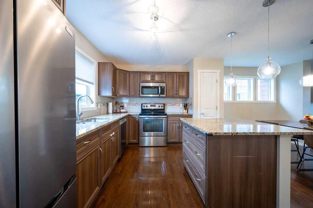 25 Marine Drive Se, Calgary, AB