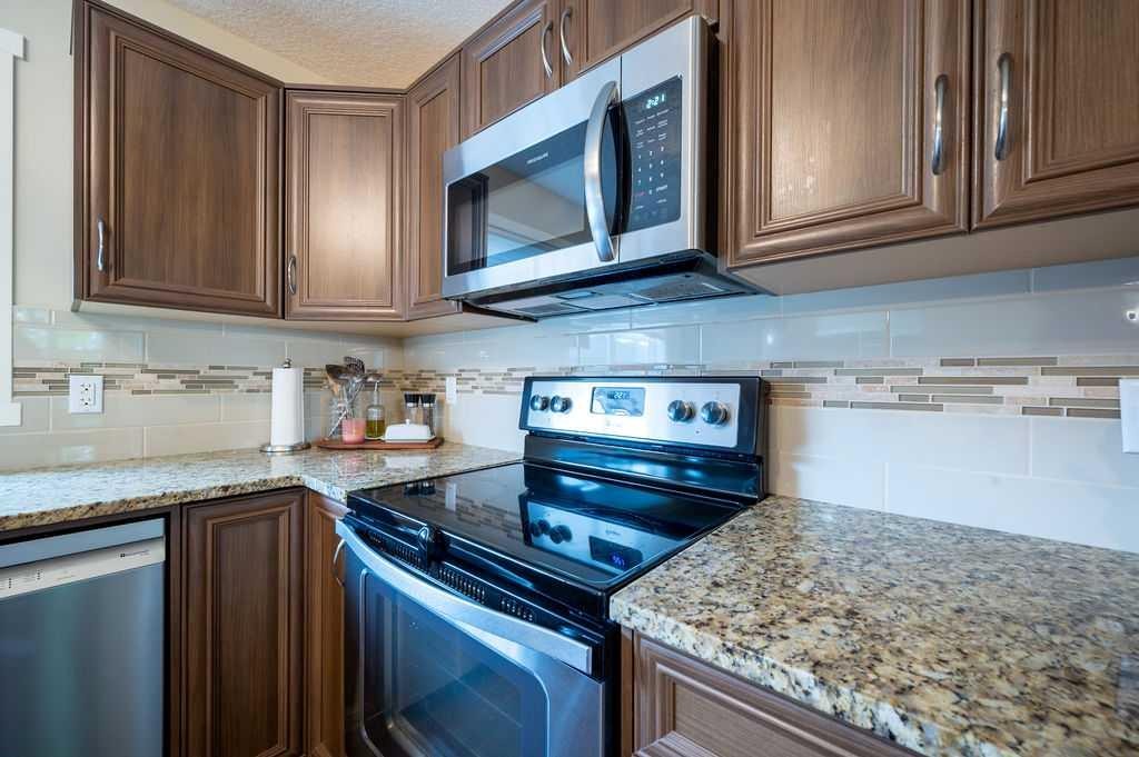 25 Marine Drive Se, Calgary, AB