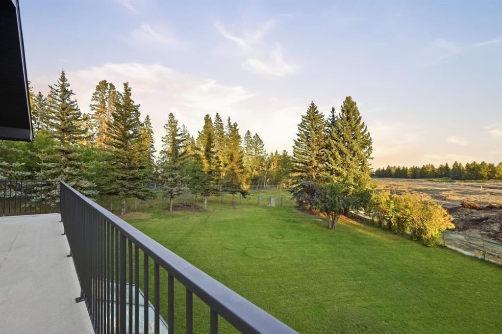 1008 Shawnee Drive Sw, Calgary, AB