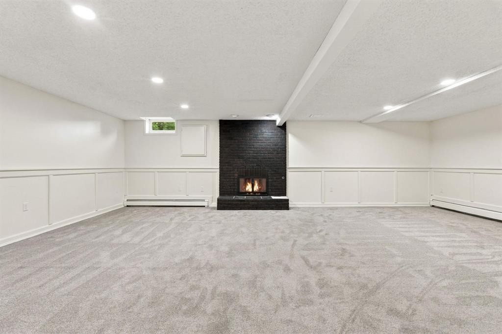 1008 Shawnee Drive Sw, Calgary, AB