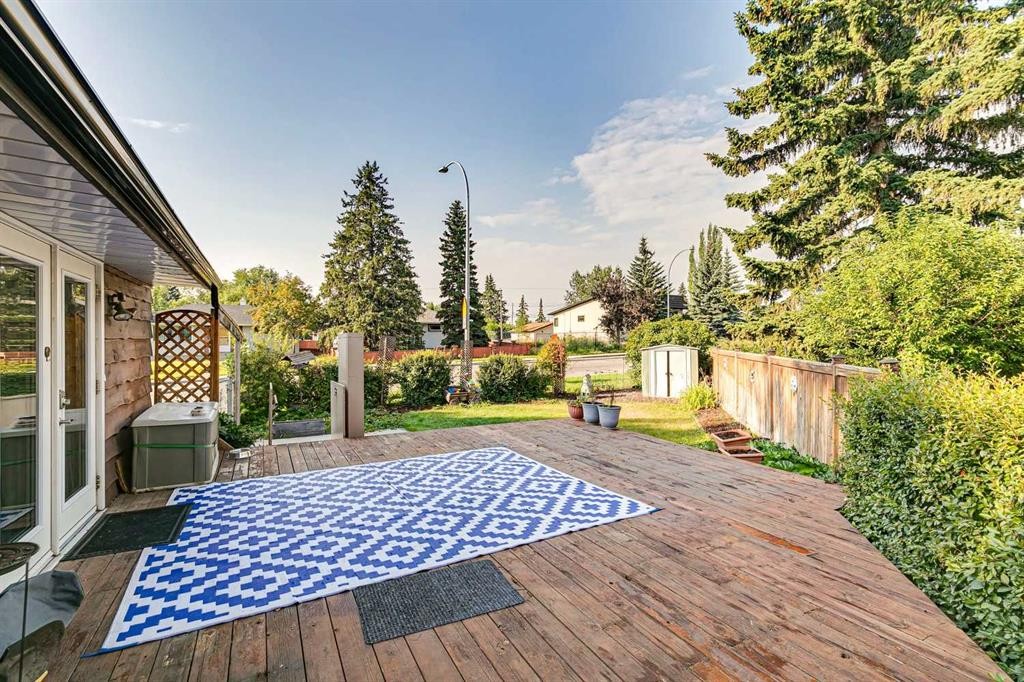 4528 26 Avenue Sw, Calgary, AB