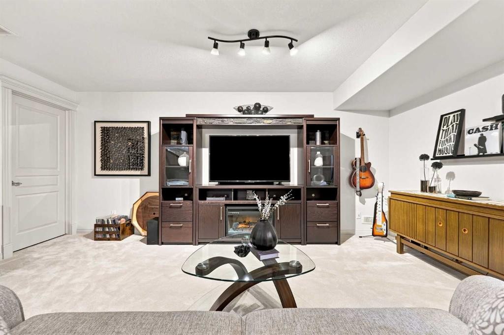 40 Tuscany Glen Park Nw, Calgary, AB