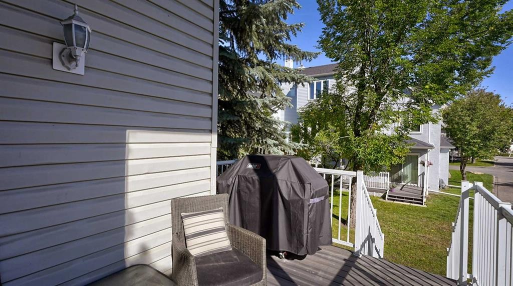 192 Inglewood Cove Se, Calgary, AB
