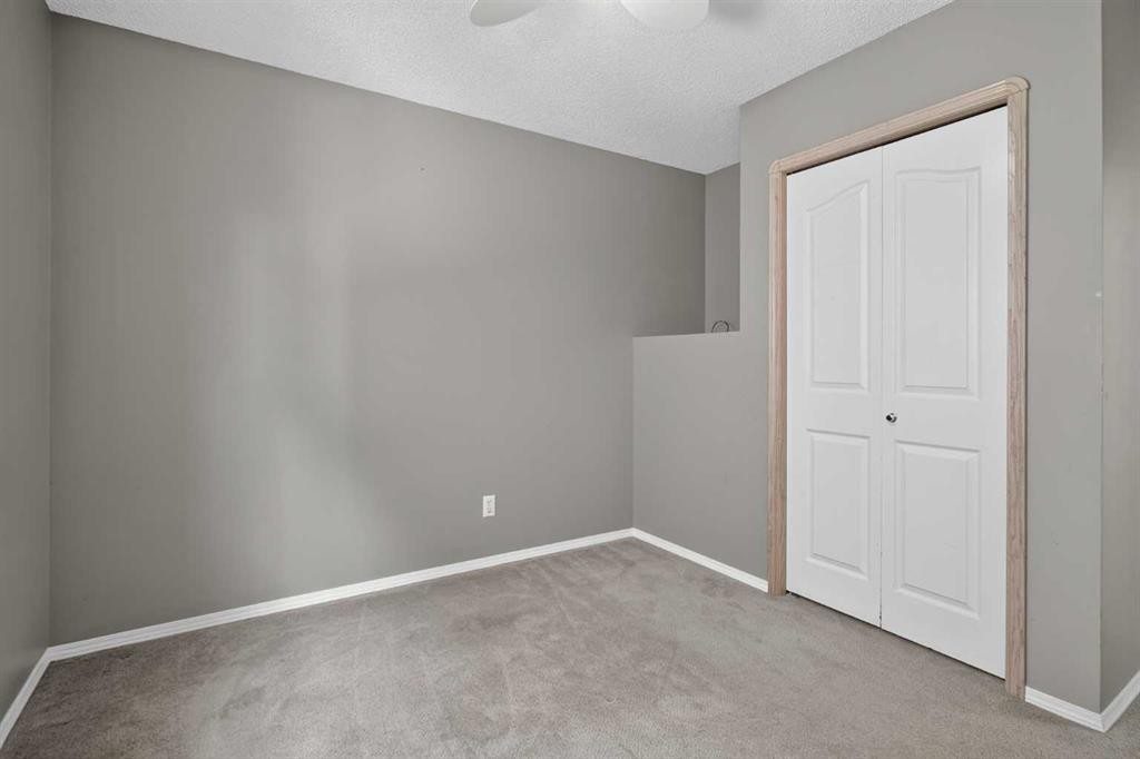 940 Coventry Drive Ne, Calgary, AB